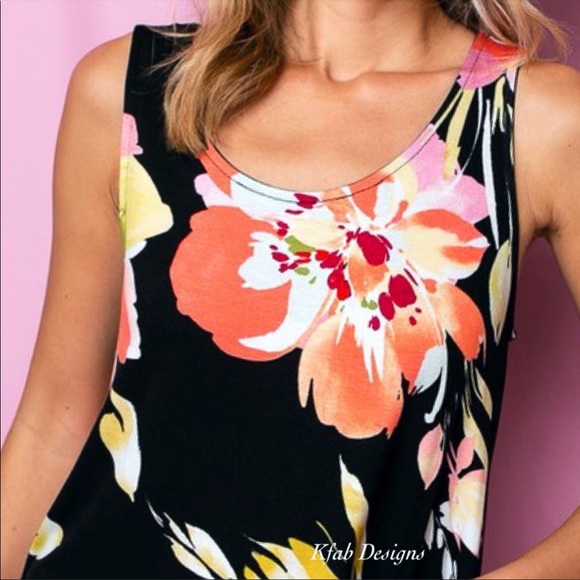 ❤️LAST! Floral Print Soft Jersey Knit Black Relaxed Fit Top! - Picture 6 of 9